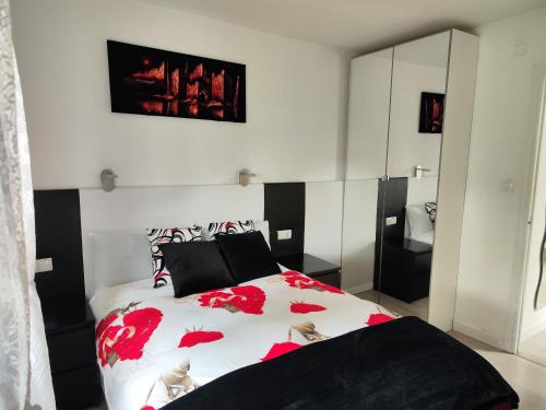 Ένα ή περισσότερα κρεβάτια σε δωμάτιο στο Casita de invitados cerca de Madrid