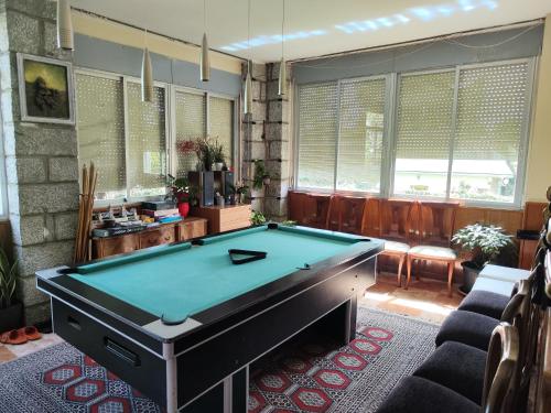 Τραπέζι μπιλιάρδου στο Casita de invitados cerca de Madrid