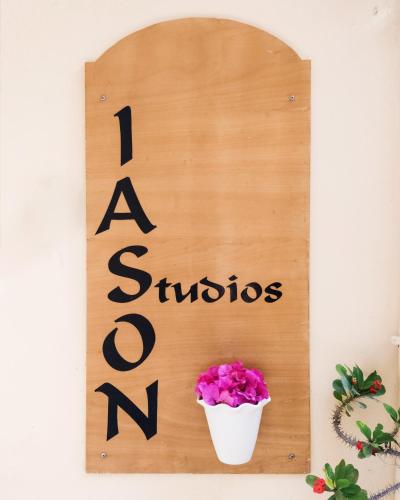 Iason Studios tanúsítványa, márkajelzése vagy díja