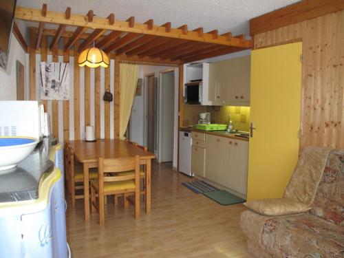 A planta de Appartement Villard-de-Lans, 2 pièces, 6 personnes - FR-1-515-29