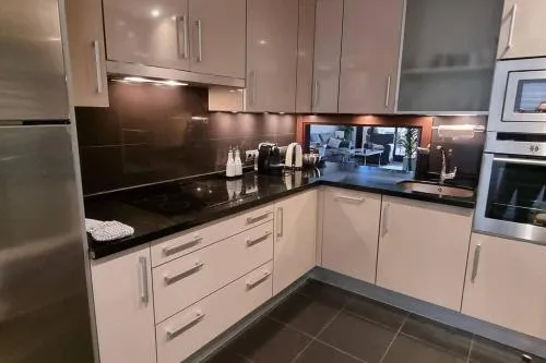 Apartamento lujo en primera línea de playa en Bahía de la Plata, Estepona photo 43
