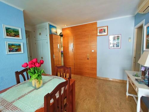 Fotografie z fotogalerie ubytování Apartamento en primera línea de playa. Salou v destinaci Salou