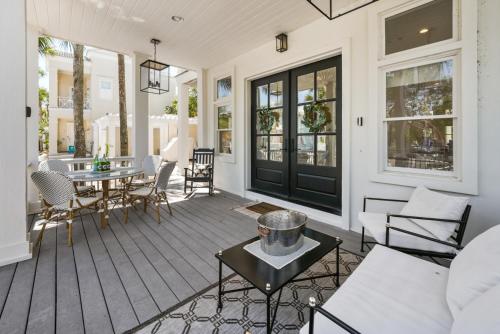 Χώρος καθιστικού στο Stella By The Sea home