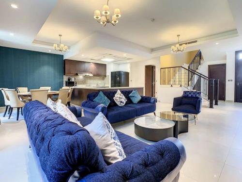 Gallery image of Key View - Casa Flores Villa in Dubai