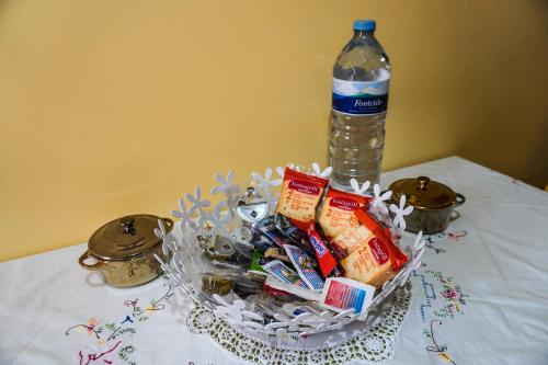 Makanan di atau berdekatan apartmen