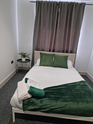 Beautiful 2-Bed Apartment in Benfleet – Photos 3