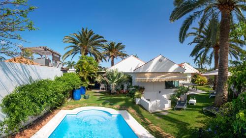 La Villa Calypso - Vivienda Vacacional con Piscina Privada