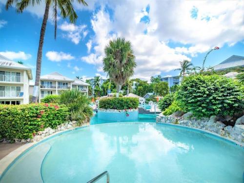 Piscina en o cerca de Sunset Cove # 231