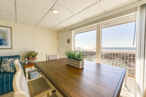 Φωτογραφία από το άλμπουμ του Stunning Beachfront Condo with Panoramic Ocean View σε Wildwood Crest