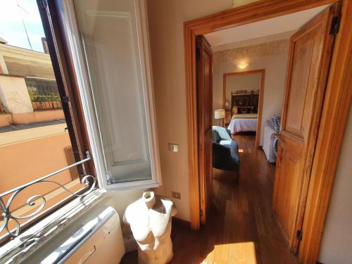 1878s by SC LUXURY HISTORIC HOUSE PIAZZA DI SPAGNA photo 31