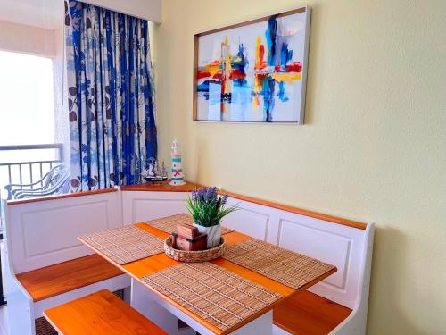 New ! Ocean Reef Resort-Unique Renovated Oceanfront Condo -Free parking - Amazing pools & Views photo 23