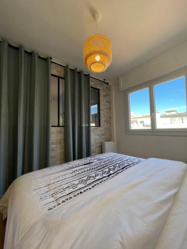 Modern and pleasant apartment in the heart of the city photo 2
