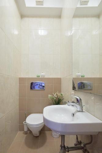 The Monroe - Stylish 2 BD Apartment In Villa Orsan