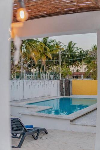 Πισίνα στο ή κοντά στο KIN House casa de playa con alberca