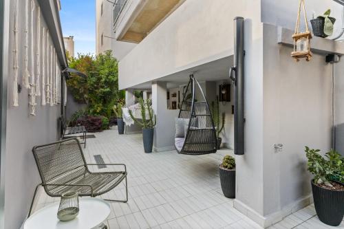 Luxe house in Glyfada with spa near metro station C8