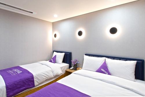 Brosis Hotelにあるベッド