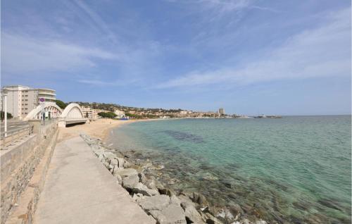 1 Bedroom Gorgeous Apartment In Sainte-Maxime