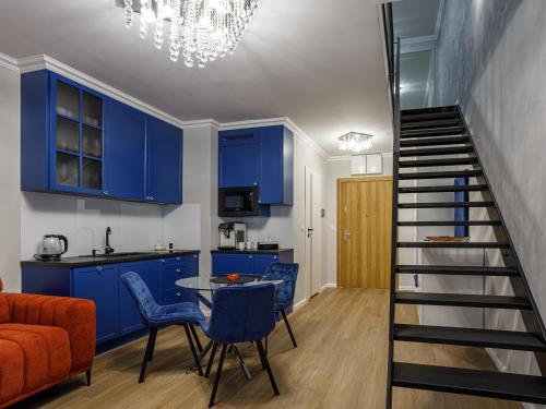 Η κουζίνα ή μικρή κουζίνα στο Luksusowy apartament z sauną