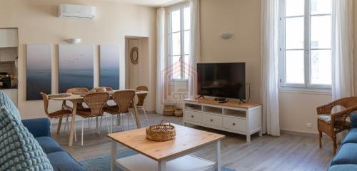 Cannes Rue d'Antibes: Agréable quatre pièces