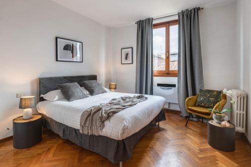 Apartments Florence- Accademia Charme