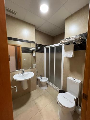 Koupelna v ubytování Hostal Manuela