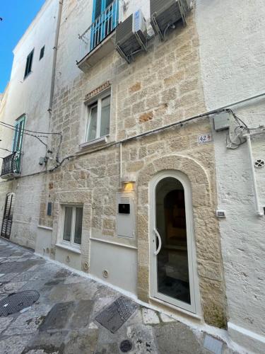 The building in which the holiday home is located