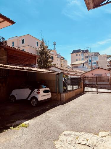 Gemelli-San Pietro-Trastevere-casa con posto auto photo 21