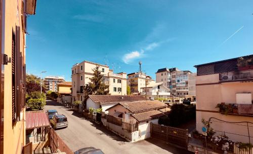 Gemelli-San Pietro-Trastevere-casa con posto auto photo 81