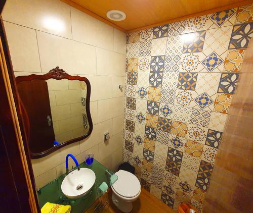 Koupelna v ubytování Casa linda e muito aconchegante em Campos do Jordão