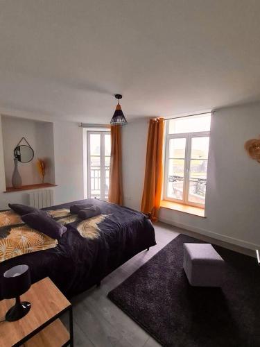 Photo de la galerie de l'établissement Appartement charmant à Rocroi / 70 m² / Parking inclus, à Rocroi