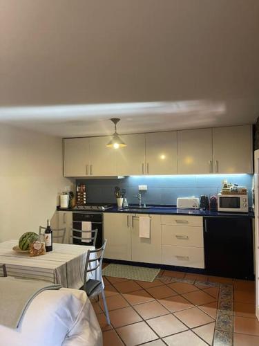 Secluded cottage w pool, oceanside view, 3BR, 3BA