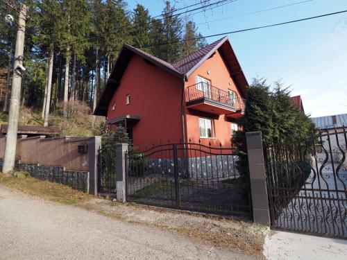 Bygningen som feriehuset ligger i