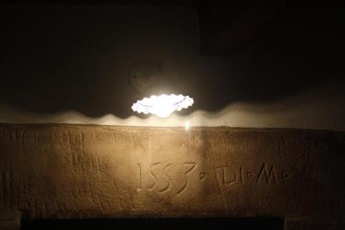 a light on top of a wall at night at Ca' Morano in Pavullo nel Frignano