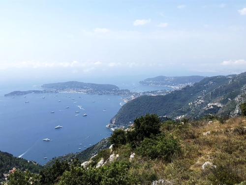 a view of a bay with boats in the water at Ezevacances Studio Capuccino vue mer 5 mn plage 7 mn gare Wifi in Èze