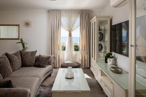 Luxury Apartment Azure