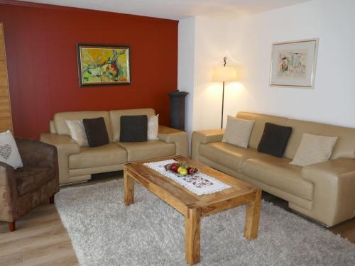 Apartment Chalet Bodmisunne by Interhome