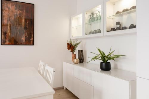 Xenia Apartments - Enjoy Porta Venezia in modern apt- 10 min from Duomo
