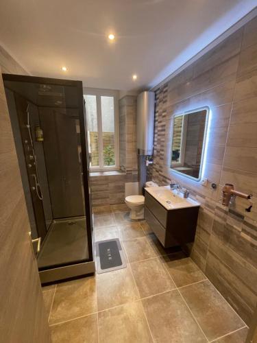 Et badeværelse på Appartement centre-ville