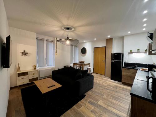 Photo de la galerie de l'établissement Appartement cosy centre ville, à Roanne