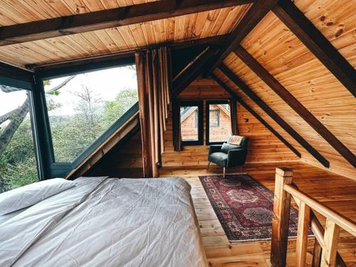 Tepede Bir Işık Var! HillCabin