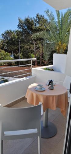 Photo de la galerie de l'établissement Apartamentos Costamar II, à Es Pujols