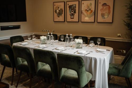 En restaurant eller et andet spisested på Roseate House London