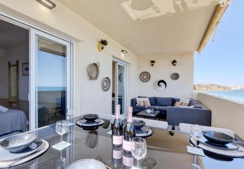 Front Row Penthouse Apartment on Carvajal Beach