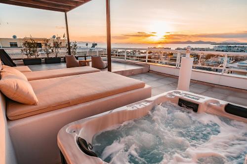 Suites with magical view & jacuzzi
