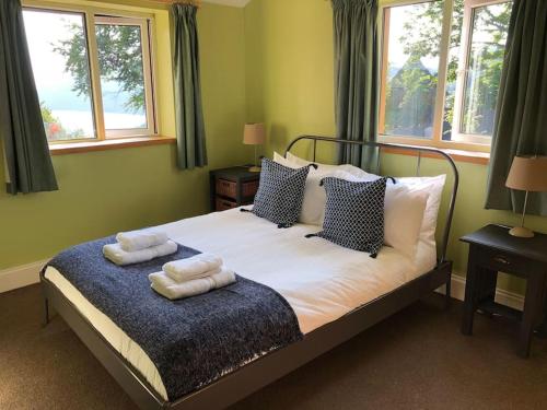 Ένα ή περισσότερα κρεβάτια σε δωμάτιο στο Spacious 4-Bed House in Lynton