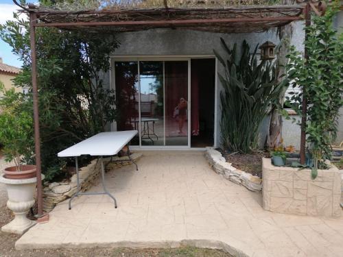 Photo de la galerie de l'établissement Spacieux gite piscine, à Pia