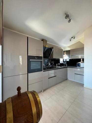 Apartments Four You-with sea view