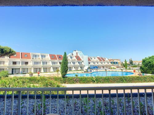 Appartement Lumineux F2 Proche Mer - 6 Couchages, Parking Privé, Animaux Admis - Carnon Ouest - FR-1-715-54