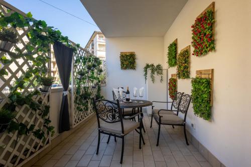 Elegant Location in Florence - 2 FREE PARKING!