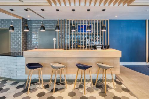 Holiday Inn Express - Madrid - Airport by IHG photo 48